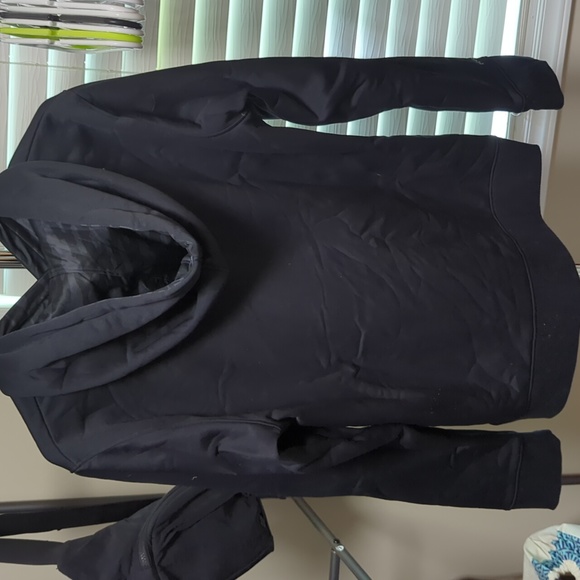 Under Armour hoodie - Picture 2 of 3